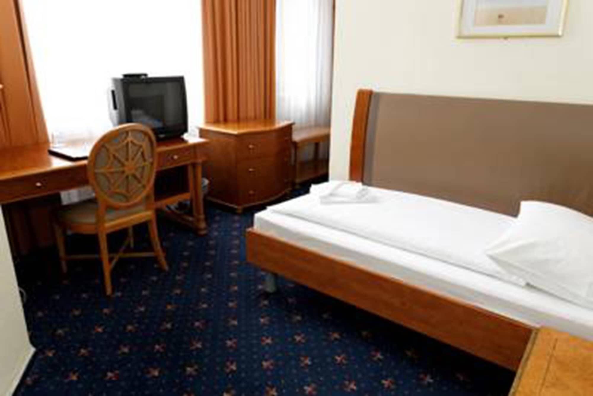 Hotel Europa City Berlin Phòng bức ảnh