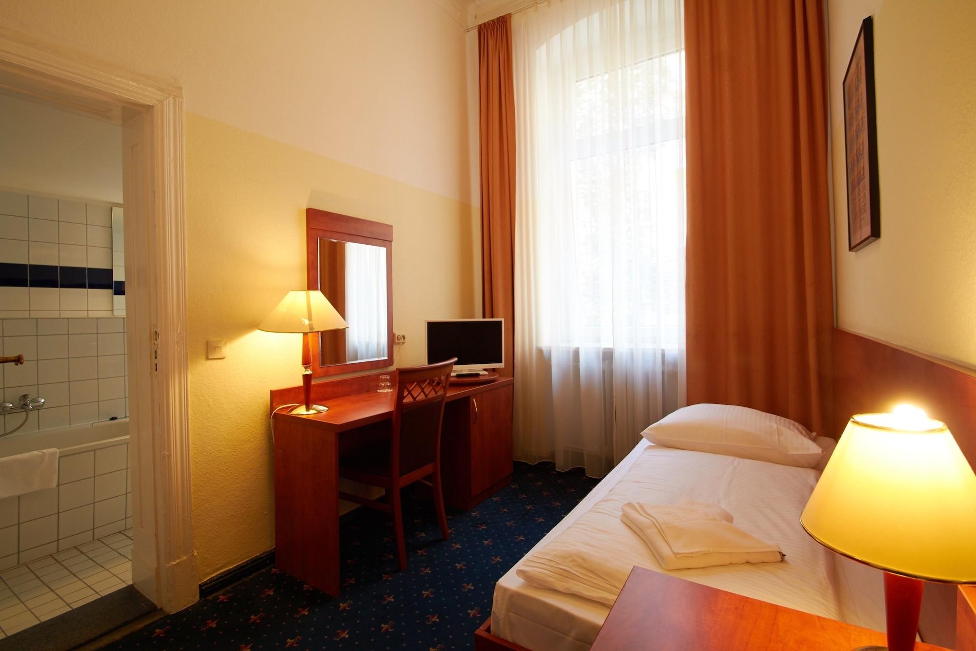 Hotel Europa City Berlin Ngoại thất bức ảnh